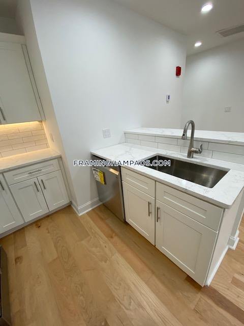 1500 Worcester Rd-Unit -112 in Framingham, MA - Building Photo