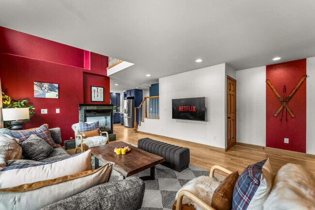 7208 Secrest Ct in Arvada, CO - Building Photo - Building Photo