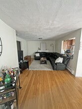 135 Walnut St in Somerville, MA - Building Photo - Building Photo