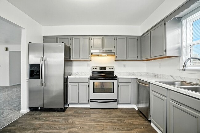 property at 3015 Tournament Dr