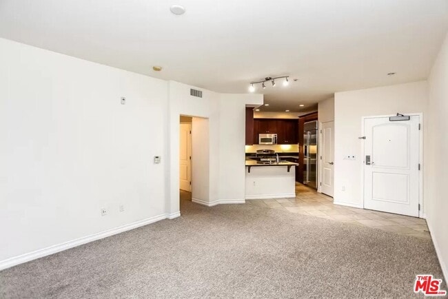property at 629 Traction Ave