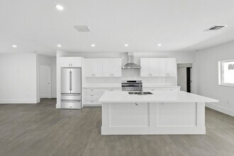 13350 61st Ln N in West Palm Beach, FL - Building Photo - Building Photo