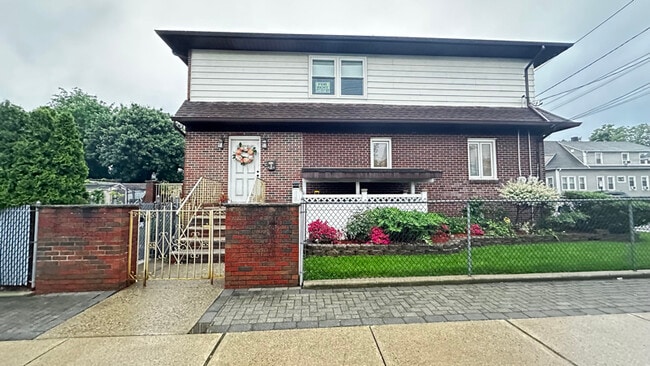 property at 22 John St
