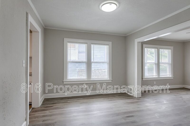 3541 Mersington Ave in Kansas City, MO - Building Photo