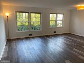 3116 Cedar Grove Dr in Fairfax, VA - Building Photo