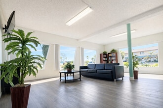 Reflections at Sepulveda in Mission Hills, CA - Building Photo - Building Photo