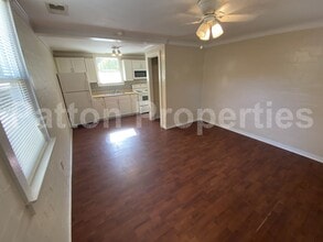 2102 Ervin St in Columbia, SC - Building Photo - Building Photo