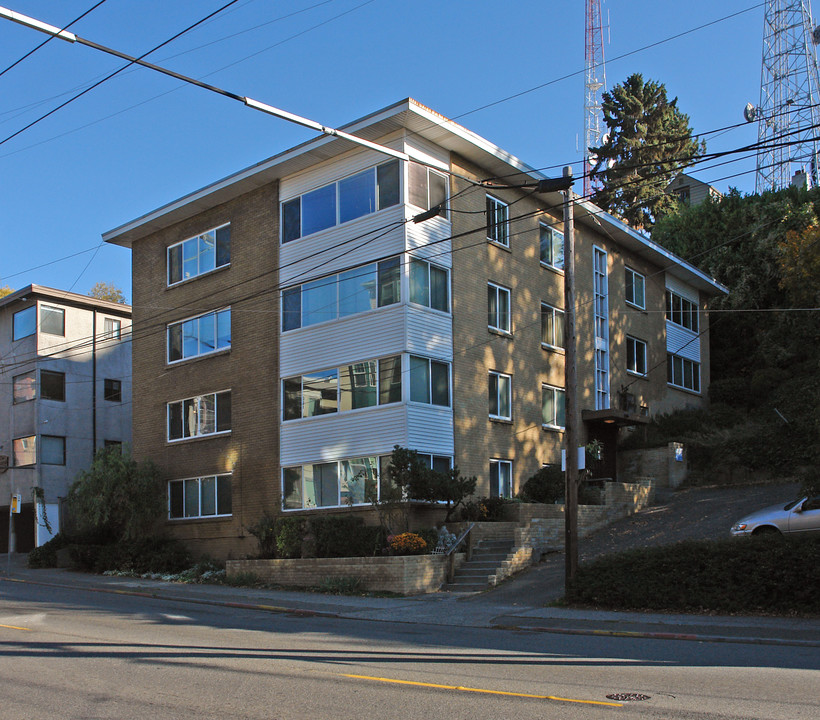 1400 Queen Anne Ave in Seattle, WA - Foto de edificio