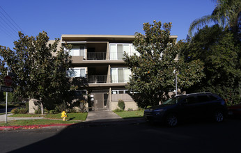 Radford Apartments in Valley Village, CA - Building Photo - Building Photo