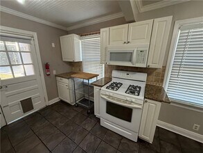 110 Ellinor St in Mobile, AL - Building Photo - Building Photo