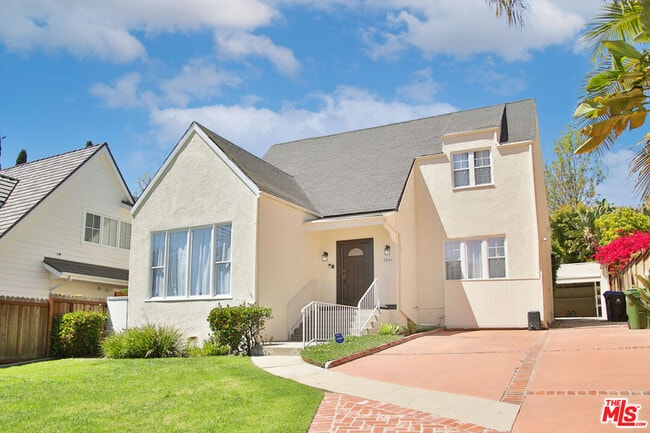 property at 2941 Motor Ave