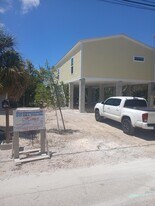3930 Gordon Rd in Big Pine Key, FL - Building Photo