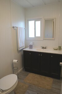 32660 Bloomfield Ave photo'