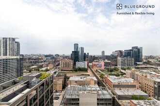 180 N Jefferson St, Unit SI FL23-ID1334 in Chicago, IL - Building Photo - Building Photo