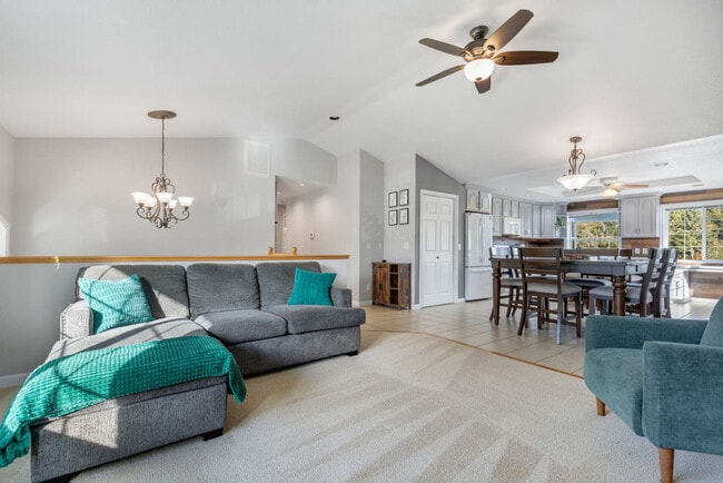 25328 146th Ave SE in Kent, WA - Building Photo - Building Photo