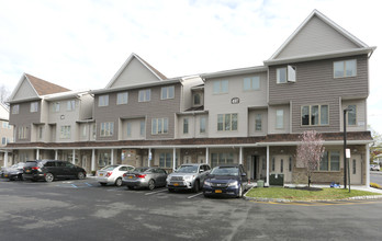 493-505 W Central Ave in Spring Valley, NY - Building Photo - Building Photo