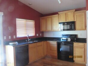 22212 W Tonto St in Buckeye, AZ - Building Photo - Building Photo