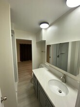 2875 S King St in Honolulu, HI - Building Photo - Building Photo