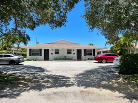 3013 Albatross Rd, Unit 2 in Delray Beach, FL - Building Photo