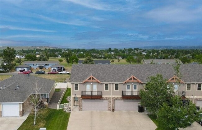 2047 Lake Hills Dr in Billings, MT - Building Photo - Building Photo