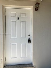 534 NW 23rd Ave in Fort Lauderdale, FL - Foto de edificio - Building Photo