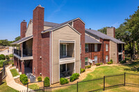 Palisades at Bear Creek in Euless, TX - Building Photo - Building Photo