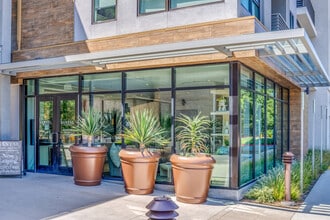 Santal Thousand Oaks in Thousand Oaks, CA - Building Photo - Building Photo