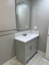 11161 Sunshine Ter in Studio City, CA - Building Photo - Building Photo