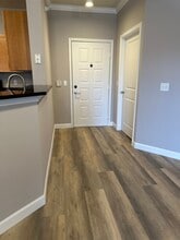 13580 Technology Dr, Unit 3113 in Eden Prairie, MN - Foto de edificio - Building Photo