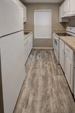 Pacifica Apartments in Pacific, WA - Foto de edificio - Building Photo