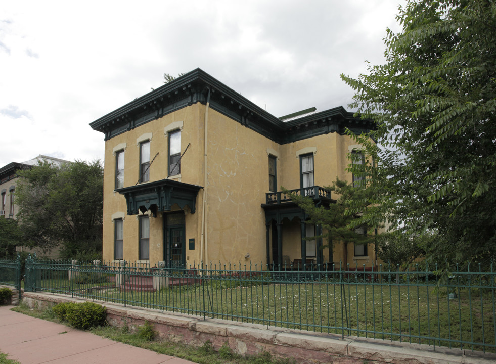 The Gertrude Apartments in Denver, CO - Foto de edificio