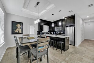 708 E La Cantera Ave in McAllen, TX - Building Photo