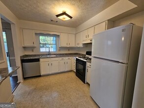 3065 Shadow Walk Ln in Tucker, GA - Building Photo - Building Photo