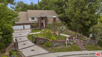 4055 Nogales Dr in Los Angeles, CA - Building Photo