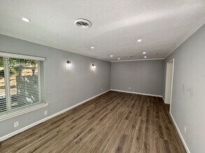 1966 Ayers Rd in Concord, CA - Building Photo - Building Photo