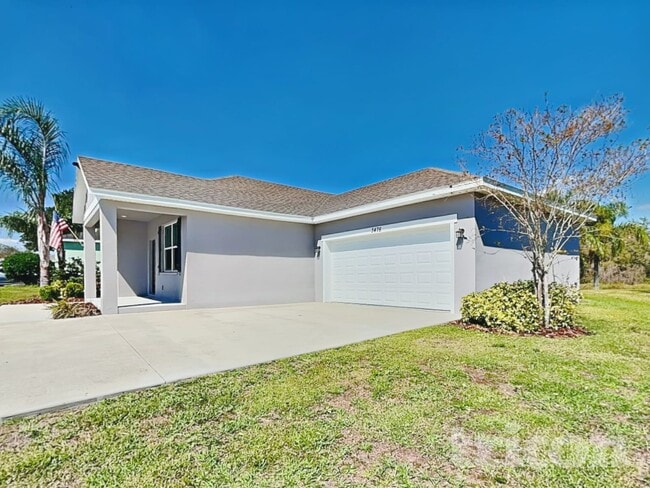 property at 3476 Longview Ln