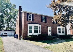 199 Fairgreen Dr in Buffalo, NY - Building Photo