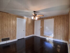 206 W 7th St in Danville, IL - Building Photo - Building Photo