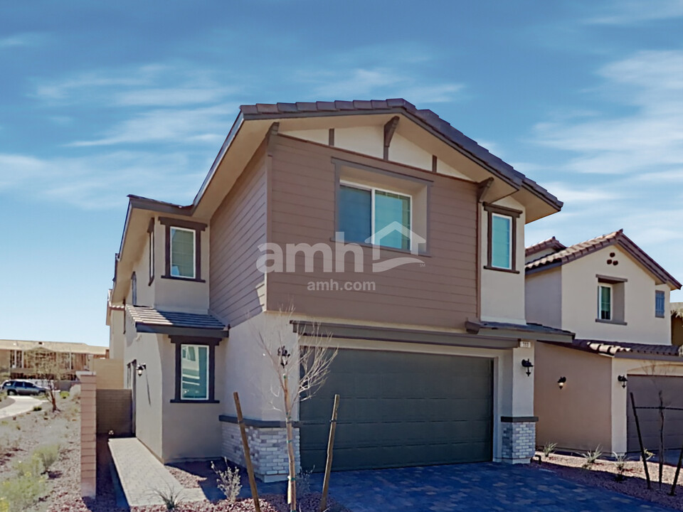 303 Cape Seville Pl in Henderson, NV - Building Photo