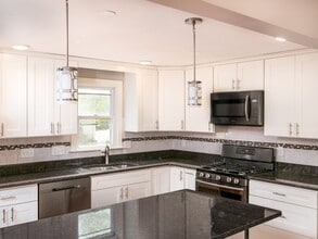 17 Karen Dr in Randolph, MA - Building Photo - Building Photo