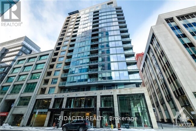 property at 101-1101 Queen St