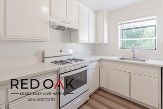 1250 W Gardena Blvd in Gardena, CA - Building Photo - Building Photo