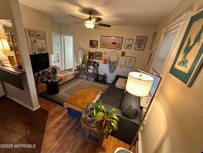 112 2nd Ave in Belmar, NJ - Building Photo - Building Photo