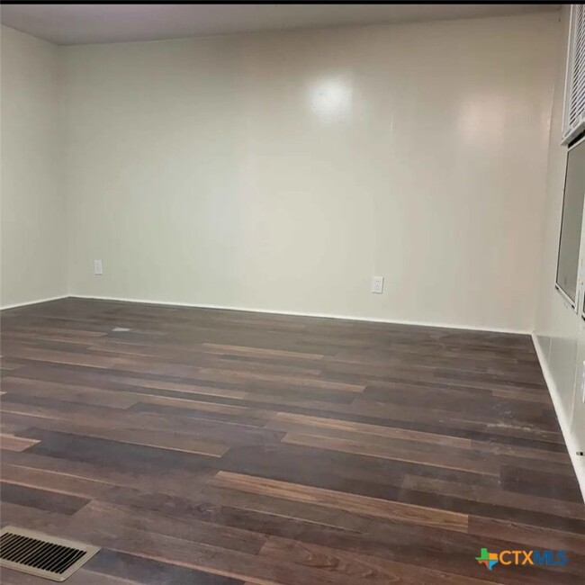 property at 2649 FM 1044