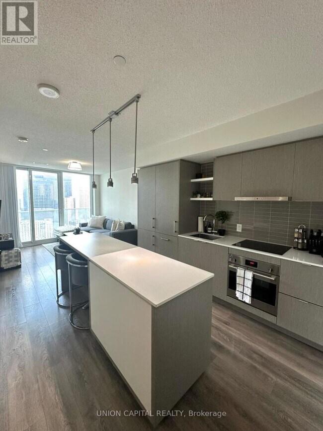 property at 88-3888 Harbour St