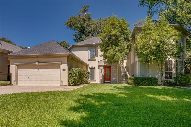 8926 Greenville Ave in Dallas, TX - Building Photo