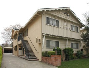 MID City Apt in San Jose, CA - Building Photo - Building Photo