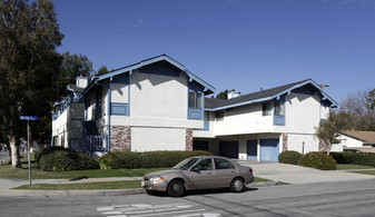 1637 W Valencia Dr Apartments