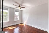 860 W 33rd St photo'