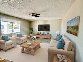 2220 W Joan De Arc Ave in Phoenix, AZ - Building Photo - Building Photo